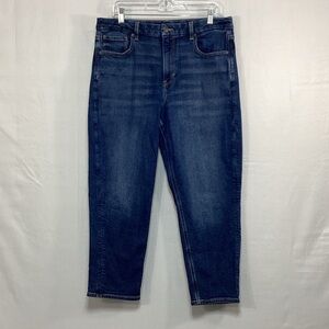 American Eagle Outfitters Women's stretch Blue curvy Mom jeans Jeans 14s